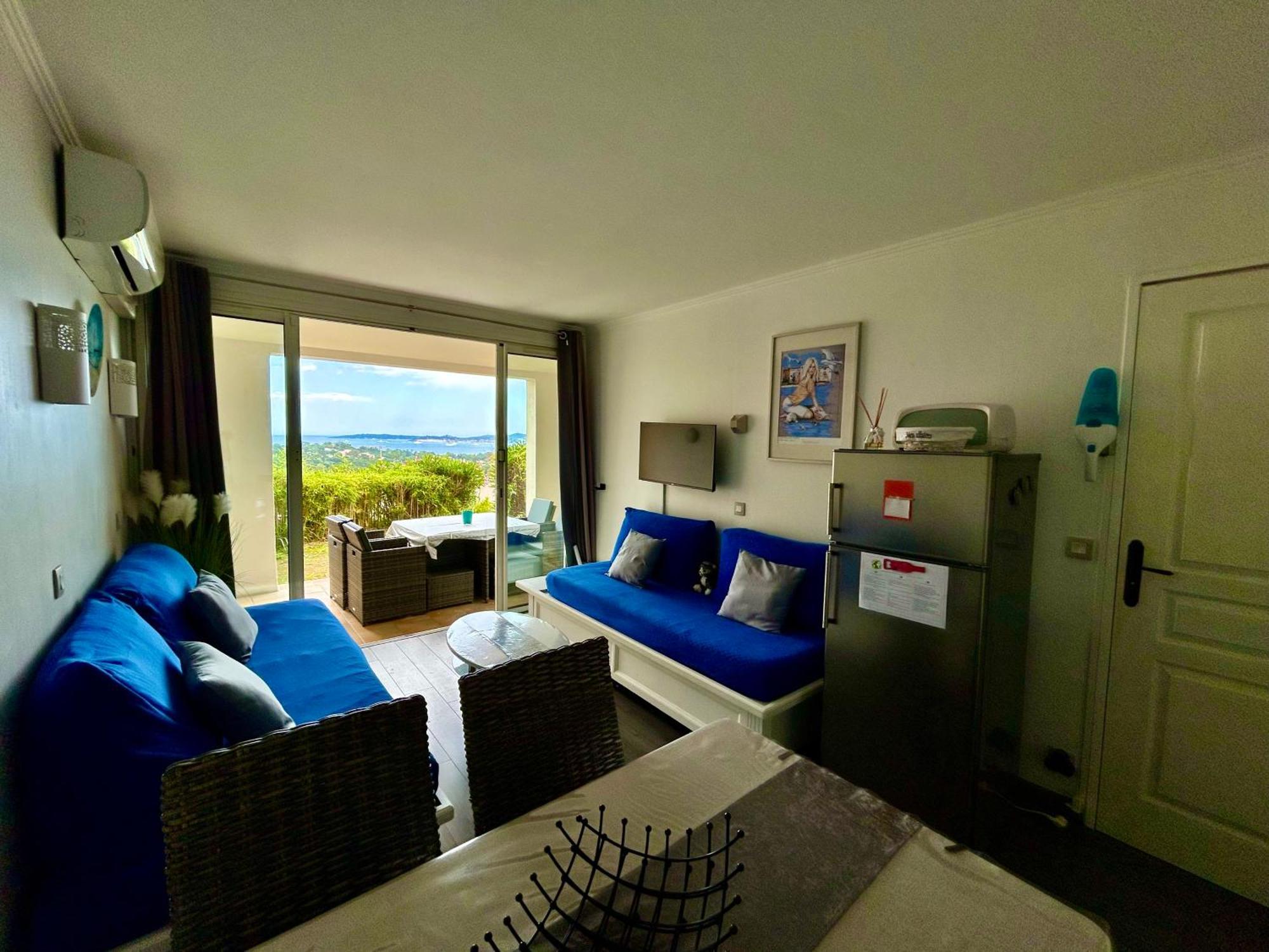 Les Restanques Vue Mer Roses 1070 Rez De Jardin Grimaud Εξωτερικό φωτογραφία