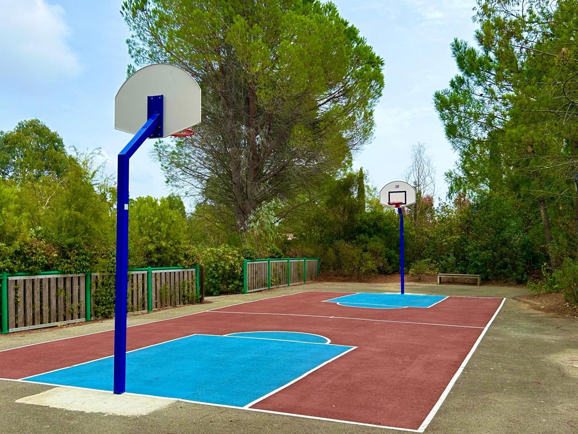 Les Restanques Vue Mer Roses 1070 Rez De Jardin Grimaud Εξωτερικό φωτογραφία