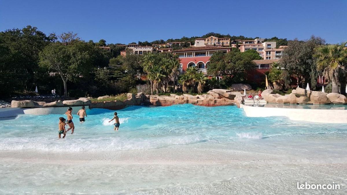 Les Restanques Vue Mer Roses 1070 Rez De Jardin Grimaud Εξωτερικό φωτογραφία