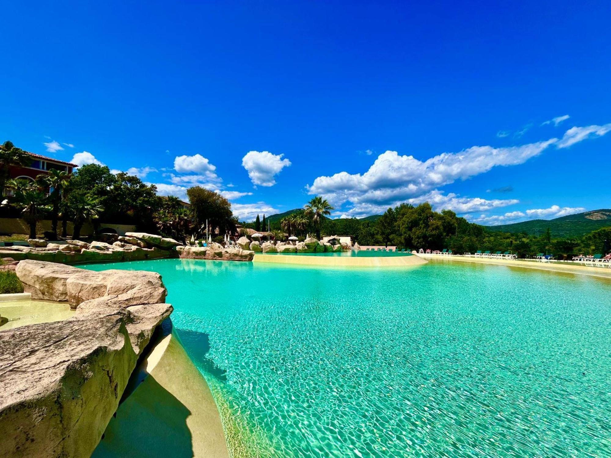 Les Restanques Vue Mer Roses 1070 Rez De Jardin Grimaud Εξωτερικό φωτογραφία