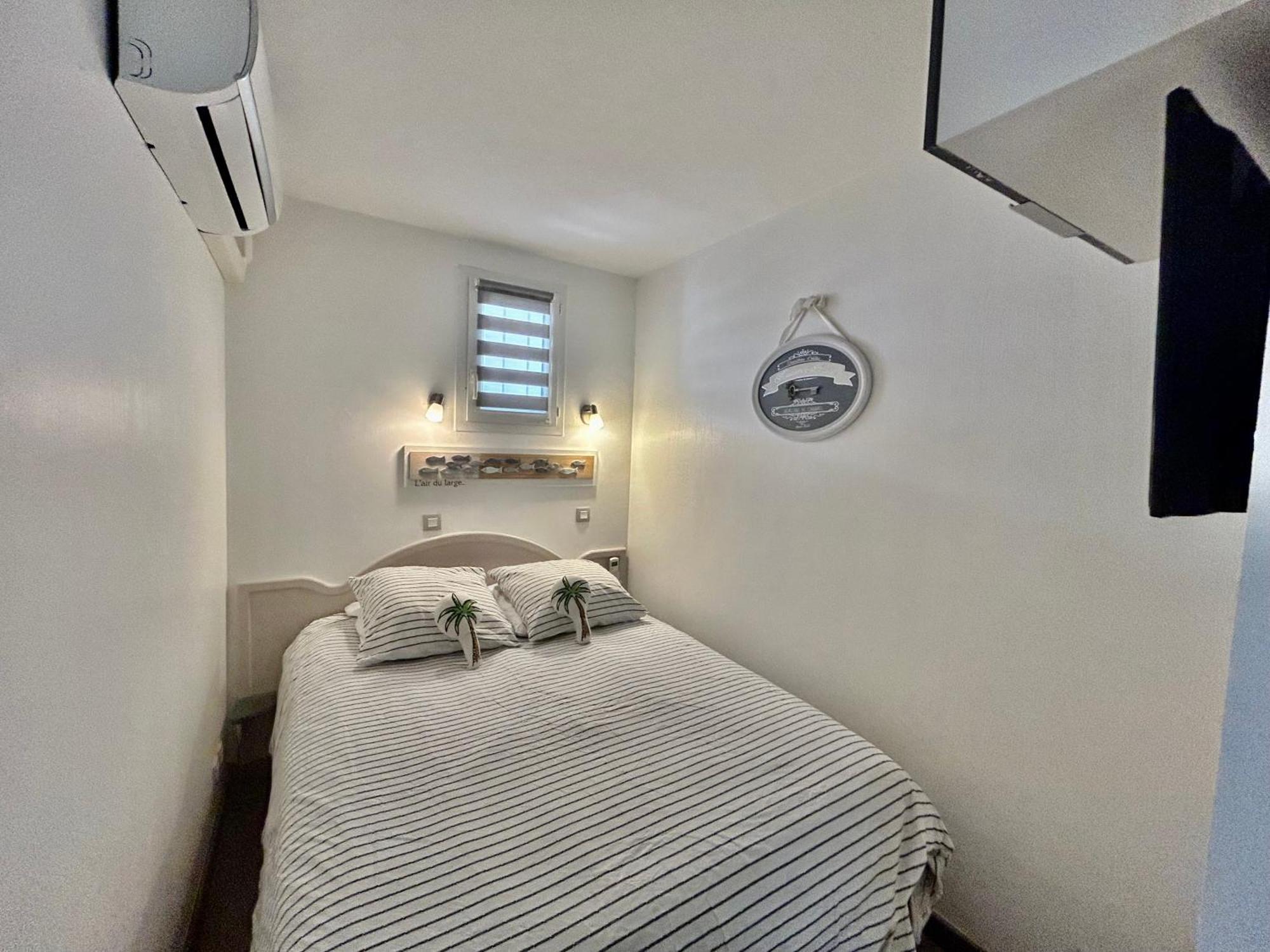 Les Restanques Vue Mer Roses 1070 Rez De Jardin Grimaud Εξωτερικό φωτογραφία
